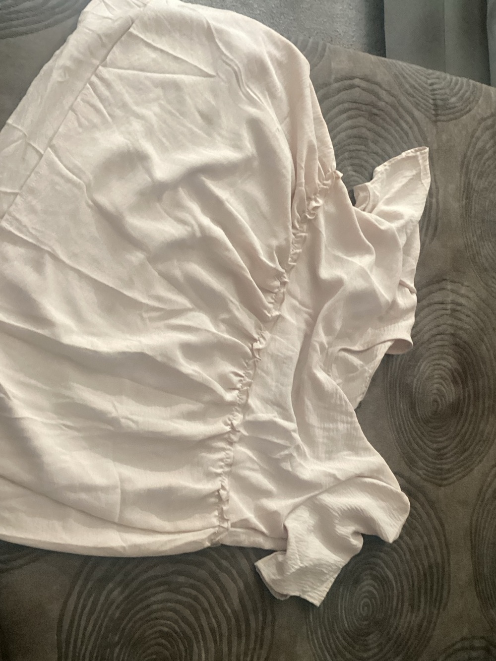HEIMISH USA Cream Ruched Short Sleeve Blouse